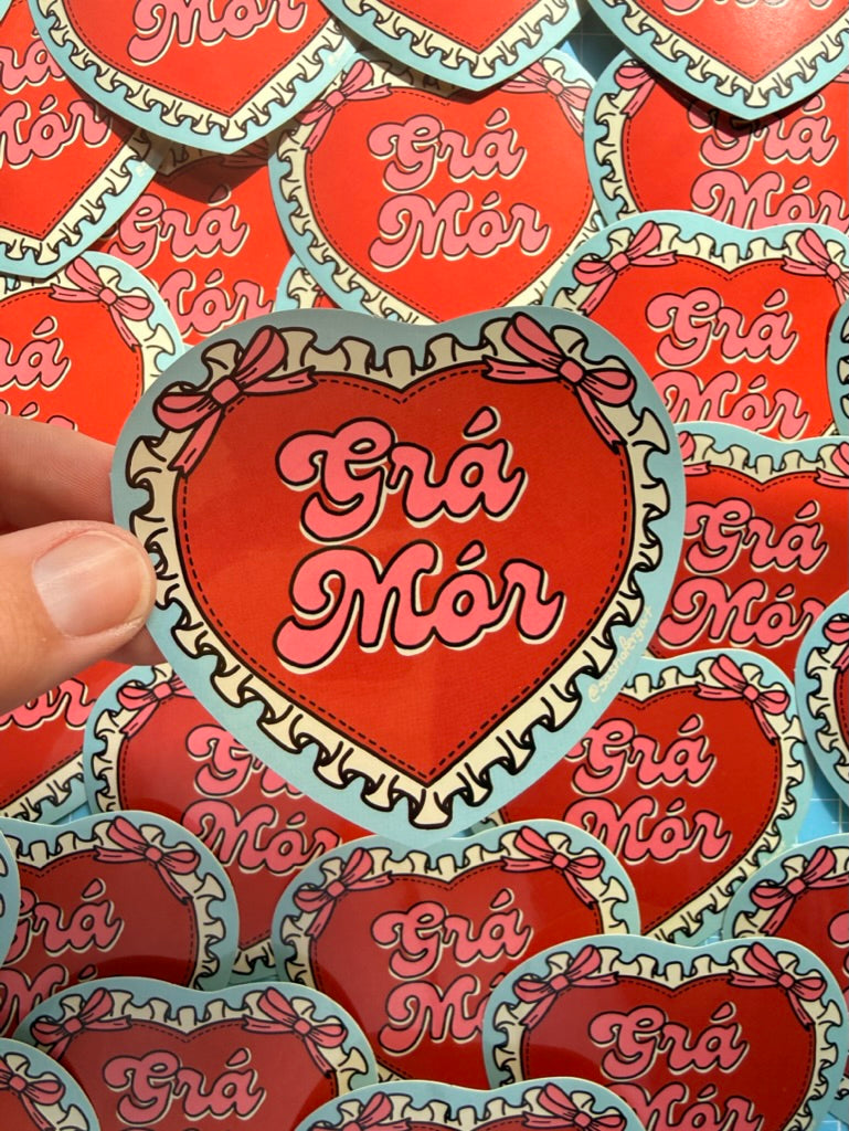 Gra Mor (Big Love) Heart Sticker